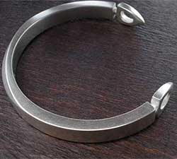 Arrow Tip Silver Cuff Mens Bracelet UK